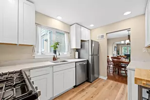 3311 Sunnyside Ave, Brookfield, IL 60513 - Photo 9