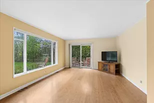 9239 Kedvale Ave, Skokie, IL 60076 - Photo 3