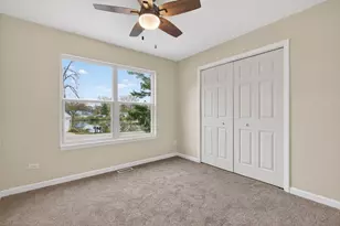 5217 N Pleasant View Dr, McHenry, IL 60050 - Photo 11
