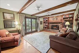 22W324 McCarron Rd, Glen Ellyn, IL 60137 - Photo 15