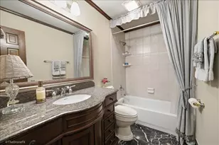 22W324 McCarron Rd, Glen Ellyn, IL 60137 - Photo 23