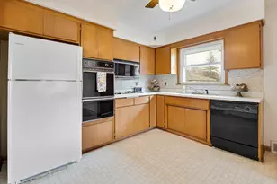 2701 Lee St, Melrose Park, IL 60164 - Photo 11