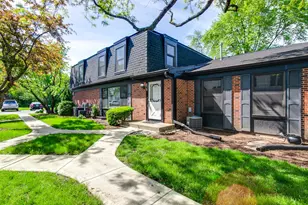 838 Inverrary Ln, Deerfield, IL 60015 - Photo 1