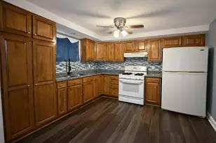 6509 W 83rd St, Burbank, IL 60459 - Photo 3