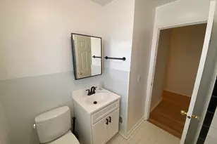 8227 Keating Ave, Skokie, IL 60076 - Photo 13