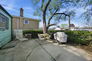 8204 Austin Ave, Burbank, IL 60459 - Photo 29