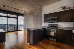 235 W Van Buren St, Chicago, IL 60607 - Photo 3