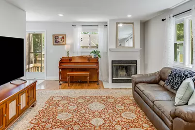 910 Foley Avenue, Champaign, IL 61820 - Photo 9