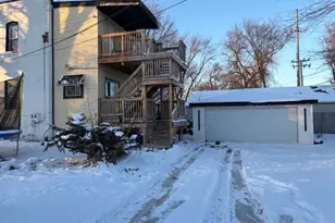 893 Greenbay Ave, Calumet City, IL 60409 - Photo 9