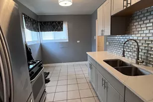 17002 Lorenz Ave, Lansing, IL 60438 - Photo 7