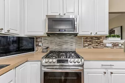 4608 Joyce Lane, McHenry, IL 60050 - Photo 11
