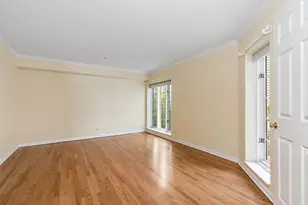 237 Sandy Point Ln, Lake Zurich, IL 60047 - Photo 19