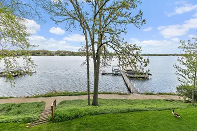 237 Sandy Point Lane, Lake Zurich, IL 60047 - Photo 3
