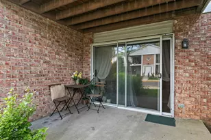987 Golf Course Rd, Crystal Lake, IL 60014 - Photo 17