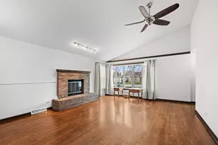 10505 S Kilbourn Ave, Oak Lawn, IL 60453 - Photo 7
