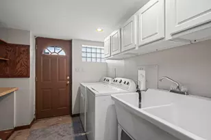 10505 S Kilbourn Ave, Oak Lawn, IL 60453 - Photo 19