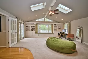 2S510 Seneca Dr, Wheaton, IL 60189 - Photo 29