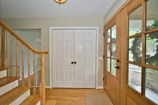 2S510 Seneca Dr, Wheaton, IL 60189 - Photo 5