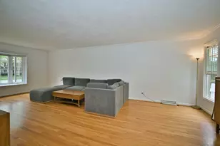 2S510 Seneca Dr, Wheaton, IL 60189 - Photo 11
