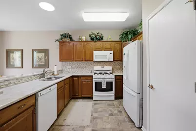 13284 W Essex Lane, Huntley, IL 60142 - Photo 7