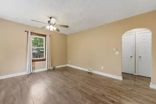 3804 15th Street B, Moline, IL 61265 - Photo 13