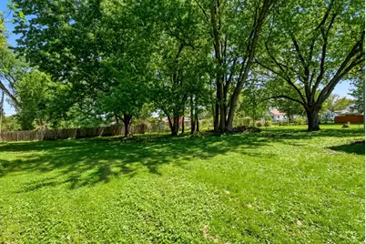 3804 15th Street B, Moline, IL 61265 - Photo 3
