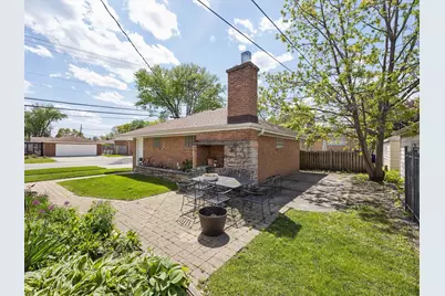 1202 Homestead Road, La Grange Park, IL 60526 - Photo 15