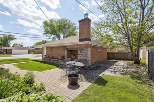 1202 Homestead Rd, La Grange Park, IL 60526 - Photo 15