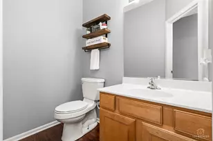 2264 Daybreak Dr, Lake in the Hills, IL 60156 - Photo 11