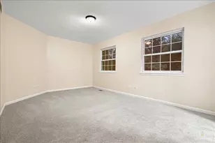 7 Eagle Ct, Streamwood, IL 60107 - Photo 19