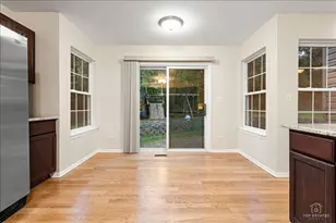 7 Eagle Ct, Streamwood, IL 60107 - Photo 9