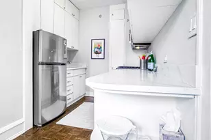 400 W Deming Pl, Chicago, IL 60614 - Photo 9