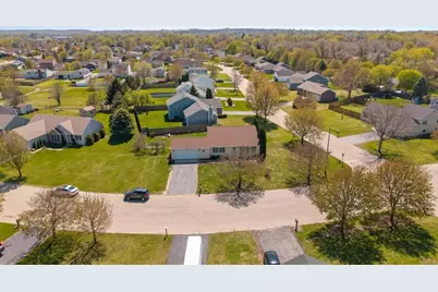 701 Woodbine Lane, Marengo, IL 60152 - Photo 33