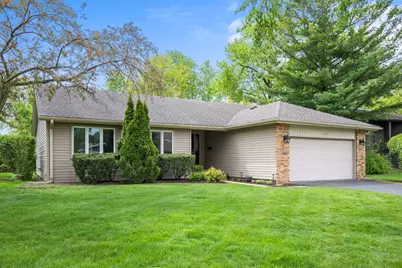 107 E Home Avenue, Palatine, IL 60067 - Photo 1