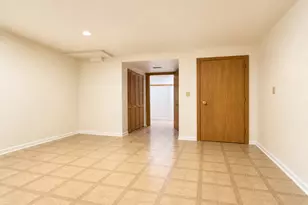 1716 William Dr, Romeoville, IL 60446 - Photo 11