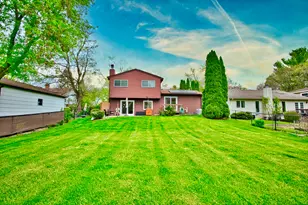 5405 Burwood Rd, Oakwood Hills, IL 60013 - Photo 7