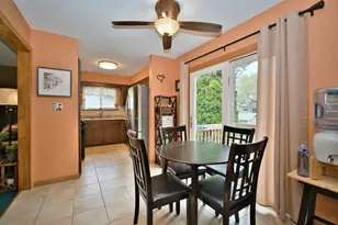 5405 Burwood Rd, Oakwood Hills, IL 60013 - Photo 15
