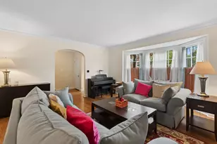 2026 McDaniel Ave, Evanston, IL 60201 - Photo 3