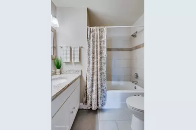 9342 Landings Lane #203, Des Plaines, IL 60016 - Photo 15