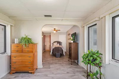 34 N California Avenue, Mundelein, IL 60060 - Photo 19