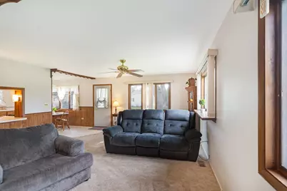 34 N California Avenue, Mundelein, IL 60060 - Photo 7