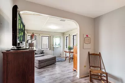 34 N California Avenue, Mundelein, IL 60060 - Photo 17