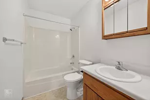 2401 Ashland Cir, Morris, IL 60450 - Photo 13
