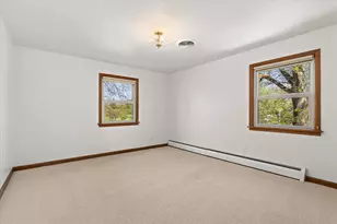 8 Groveland St, Streator, IL 61364 - Photo 25
