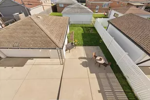 3810 Emerson Dr, Schiller Park, IL 60176 - Photo 23