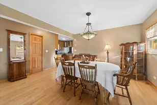 3810 Emerson Dr, Schiller Park, IL 60176 - Photo 7
