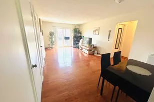 322 Klein Creek Ct, Carol Stream, IL 60188 - Photo 3