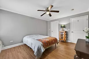 1613 Silverstone Dr, Carpentersville, IL 60110 - Photo 11