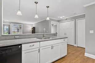 1613 Silverstone Dr, Carpentersville, IL 60110 - Photo 7