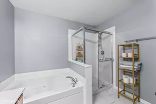 908 Elizabeth Dr, Streamwood, IL 60107 - Photo 33